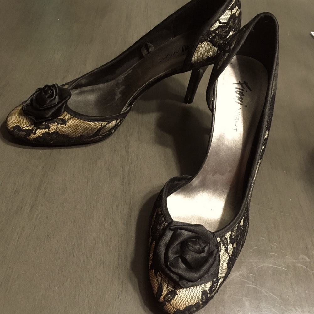 Fioni Night Pumps